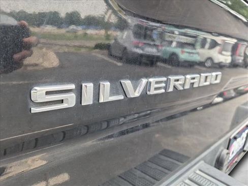 Used 2021 Chevrolet Silverado 1500 Custom Trail Boss AWD/4WD image 24