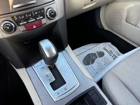 Used 2013 Subaru Outback 2.5i Premium image 39