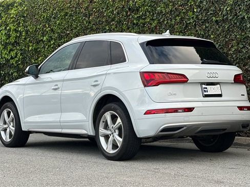 Used 2020 Audi Q5 2.0T Premium w/ Convenience Package image 6