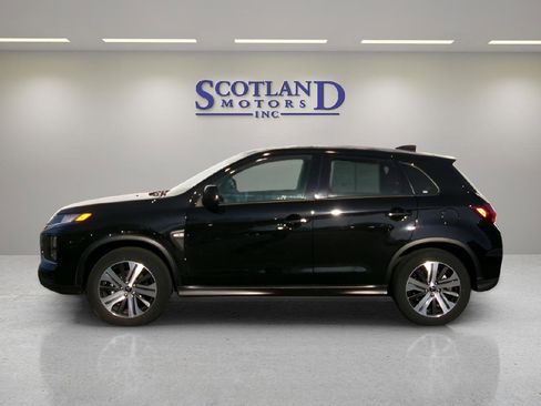 Used 2025 Mitsubishi Outlander Sport ES image 1