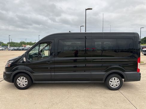 Used 2023 Ford Transit 350 XLT image 10