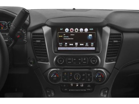 Used 2015 Chevrolet Suburban LTZ RWD image 13