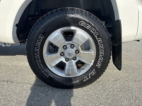 Used 2015 Toyota Tacoma 4x4 Double Cab image 29