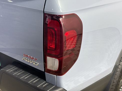 Used 2022 Honda Ridgeline Sport image 34