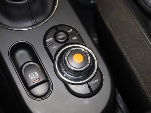 Used 2021 MINI Cooper SE w/ 6.5" Touchscreen Package FWD image 26