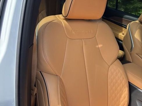 Used 2025 Jeep Grand Cherokee L Summit image 24