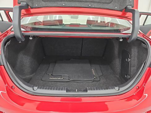 Used 2018 MAZDA MAZDA3 Grand Touring FWD image 14