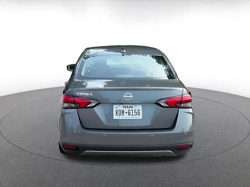 Used 2025 Nissan Versa SV FWD image 12
