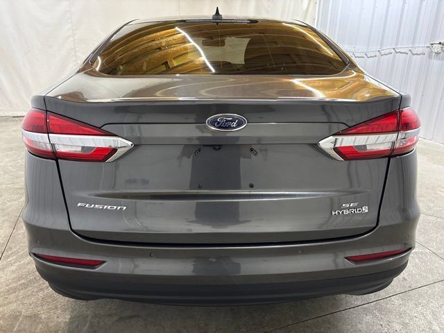 Used 2019 Ford Fusion SE FWD image 6