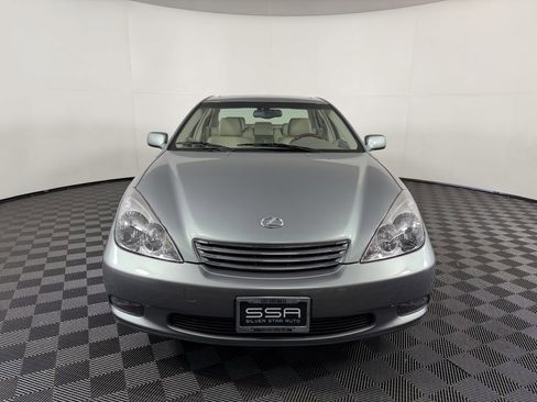 Used 2004 Lexus ES 330 image 2