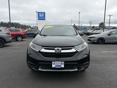 Used 2018 Honda CR-V LX image 9