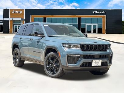 New 2026 Jeep Grand Cherokee Limited w/ Limited Altitude Package