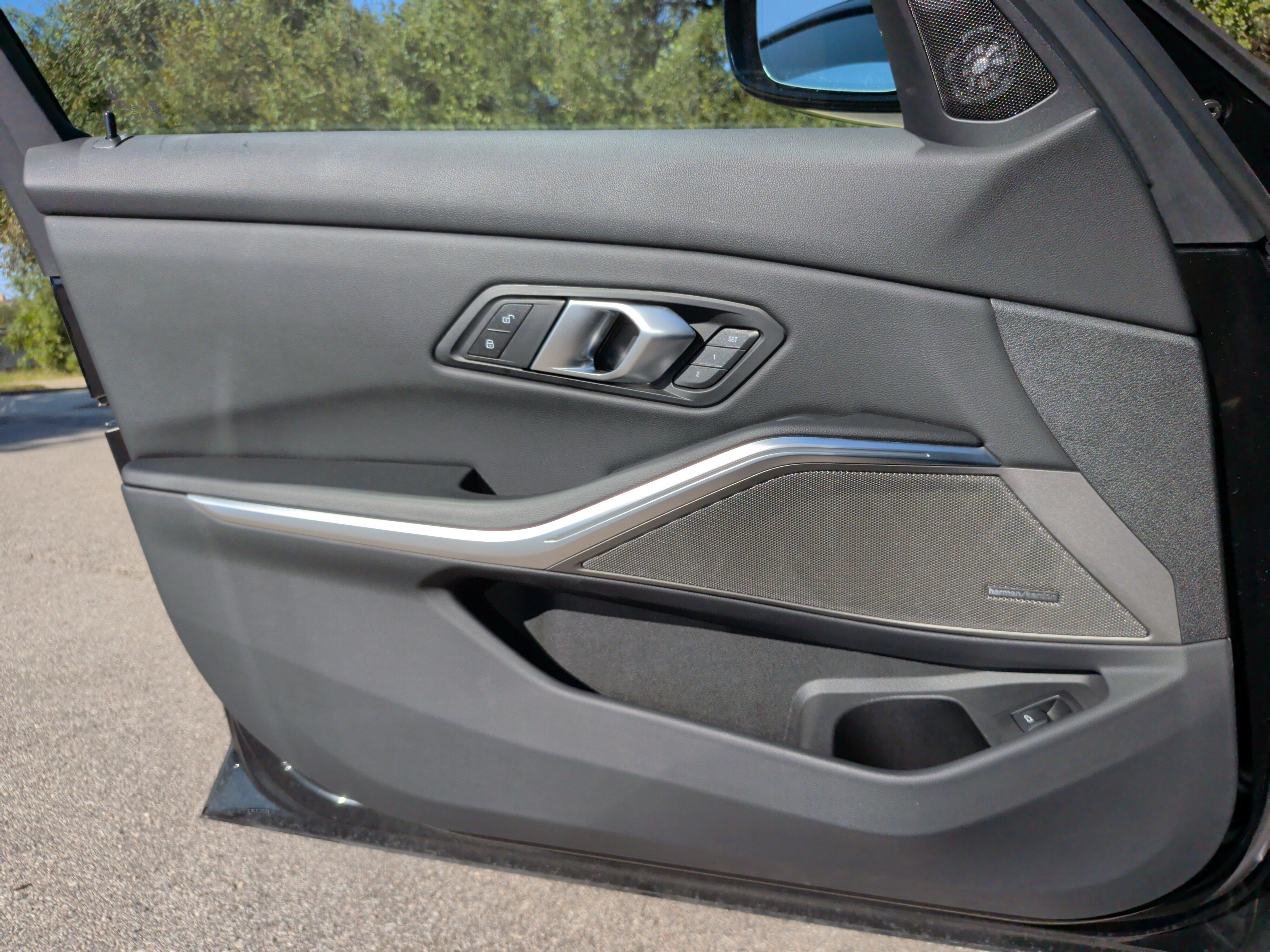 Used 2025 BMW M340i w/ Premium Package RWD image 27