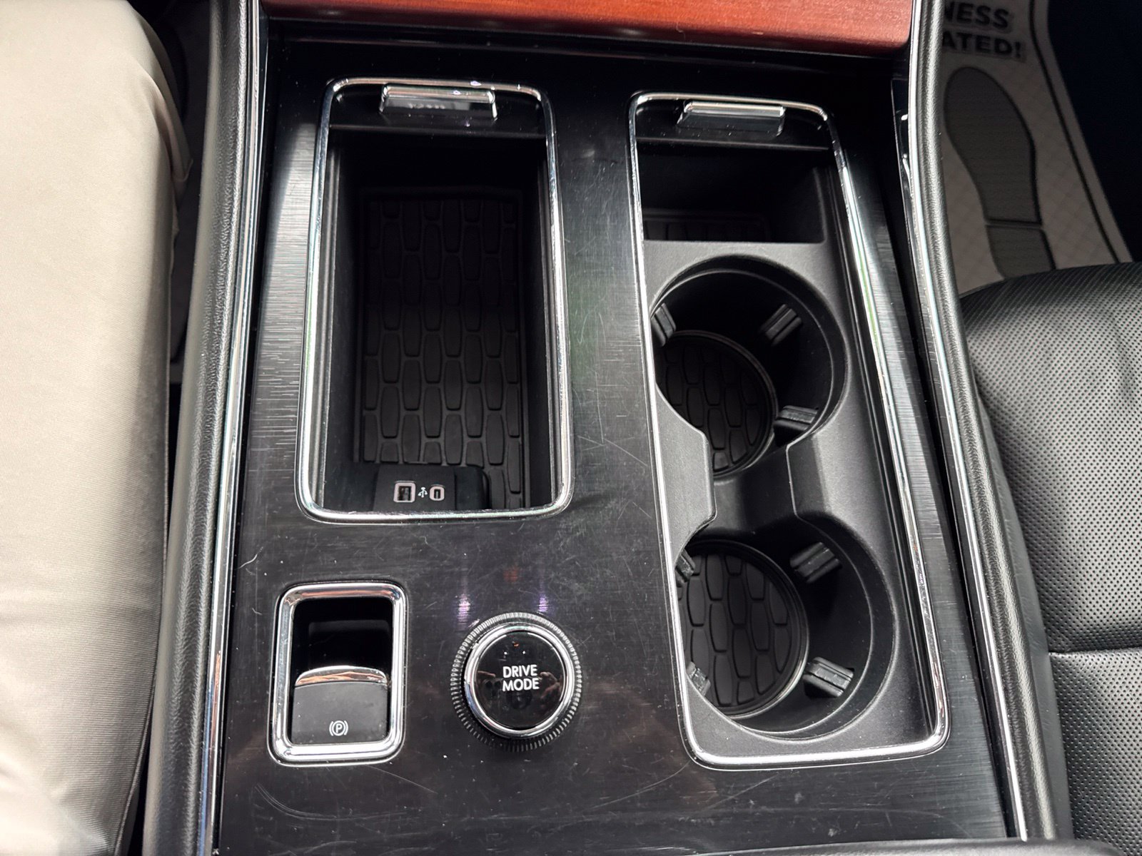 Used 2021 Lincoln Aviator Reserve AWD/4WD image 28