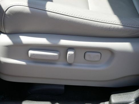 Used 2022 Honda Pilot Touring image 23