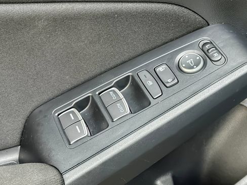Used 2025 Honda Civic Sport image 26