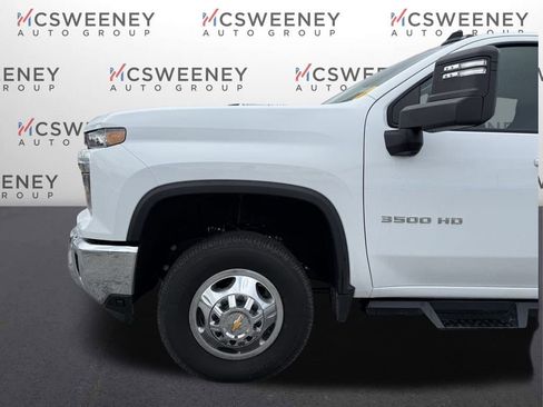 Used 2026 Chevrolet Silverado 3500 LT w/ All Star Edition image 24