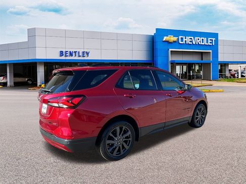 Used 2023 Chevrolet Equinox RS image 5