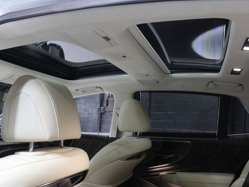 Used 2020 Lexus LS 500 w/ Luxury Package image 29