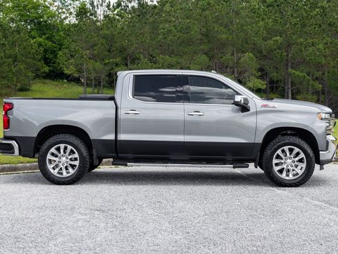 Used 2019 Chevrolet Silverado 1500 LTZ w/ LTZ Plus Package AWD/4WD image 7