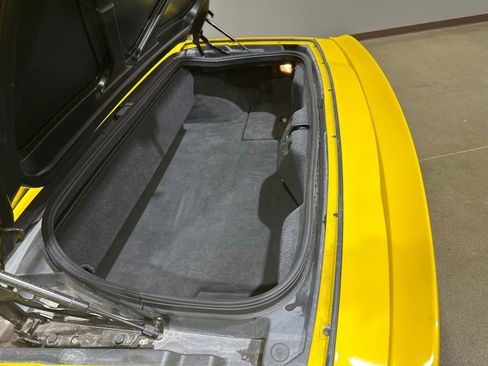 Used 2011 Chevrolet Corvette Grand Sport w/ Preferred Equipment Group image 91