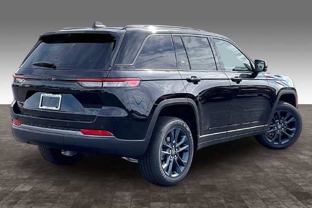 New 2026 Jeep Grand Cherokee Limited AWD/4WD image 15