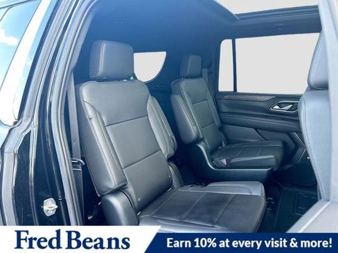 Used 2021 Chevrolet Suburban LT image 32