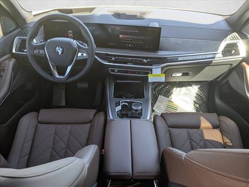 New 2026 BMW X5 xDrive40i AWD/4WD image 15