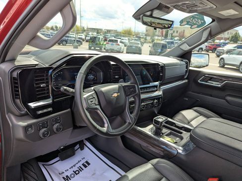 Used 2024 Chevrolet Silverado 1500 LTZ image 13