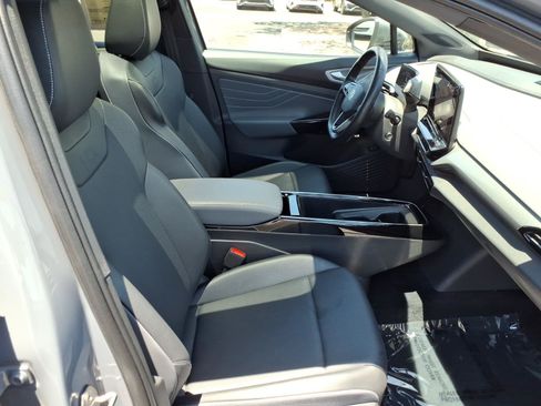 Used 2023 Volkswagen ID.4 Pro S RWD image 11