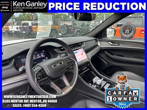 Certified 2024 Jeep Grand Cherokee Overland w/ Trailer Tow Package AWD/4WD image 21