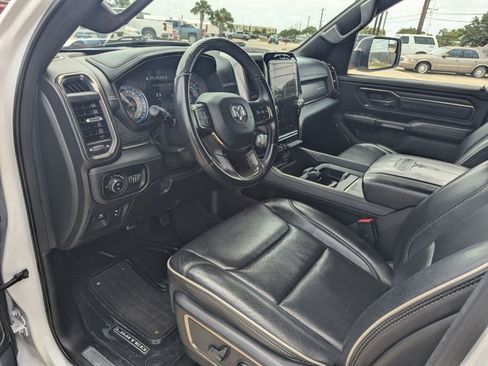 Used 2021 RAM 1500 Limited w/ Body Color Bumper Group RWD image 9