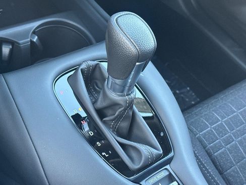 New 2026 Honda HR-V LX image 17