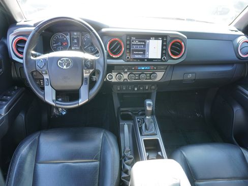 Used 2021 Toyota Tacoma TRD Sport w/ TRD Premium Sport Package AWD/4WD image 2