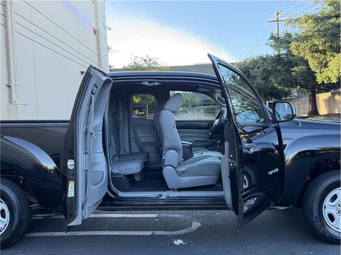Used 2012 Toyota Tacoma 2WD Access Cab image 23