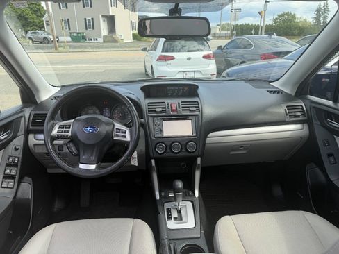 Used 2015 Subaru Forester 2.5i Limited AWD/4WD image 25