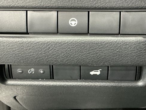 Used 2023 Nissan Rogue SL w/ SL Premium Package image 21