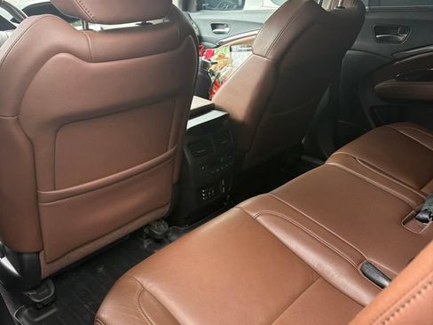 Used 2017 Acura MDX SH-AWD w/ Tech & Entertainment image 1