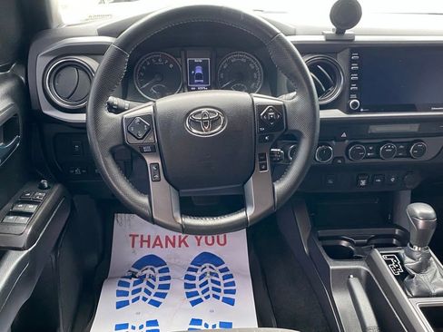 Used 2021 Toyota Tacoma TRD Sport image 10