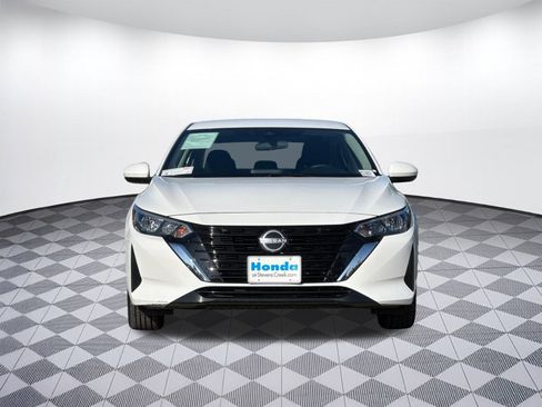 Used 2024 Nissan Sentra SV image 5
