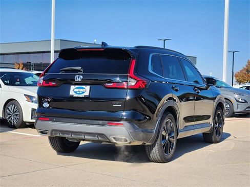 Used 2023 Honda CR-V Sport Touring image 3