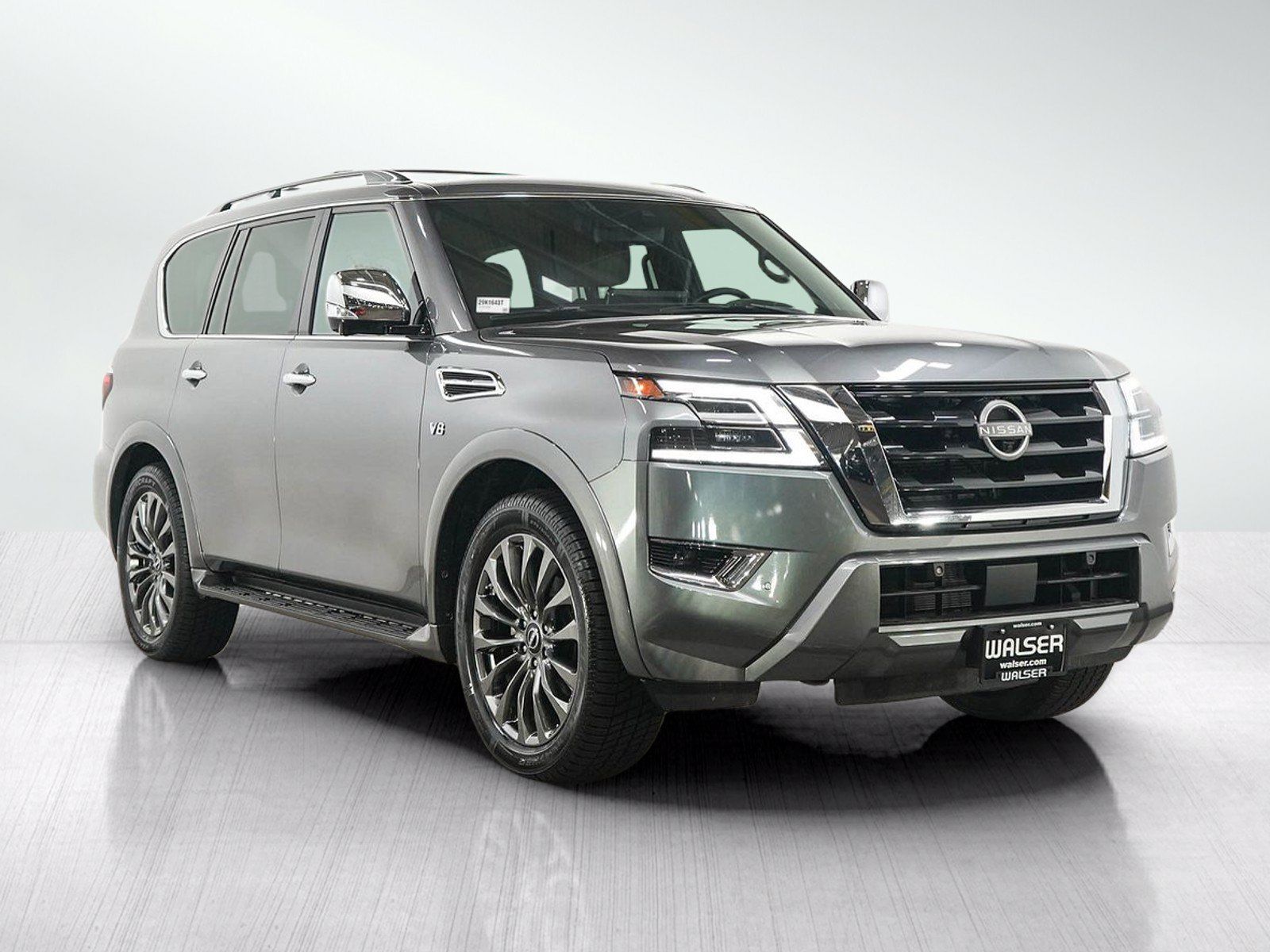 Used 2022 Nissan Armada Platinum w/ Captain's Chairs Package AWD/4WD image 8