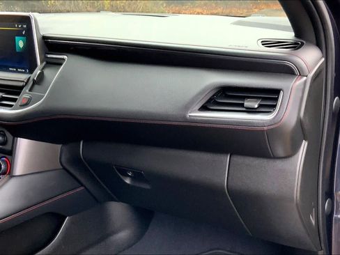 Used 2022 Chevrolet Tahoe RST w/ Sport Performance Package image 17