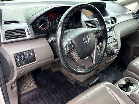 Used 2013 Honda Odyssey Touring image 10