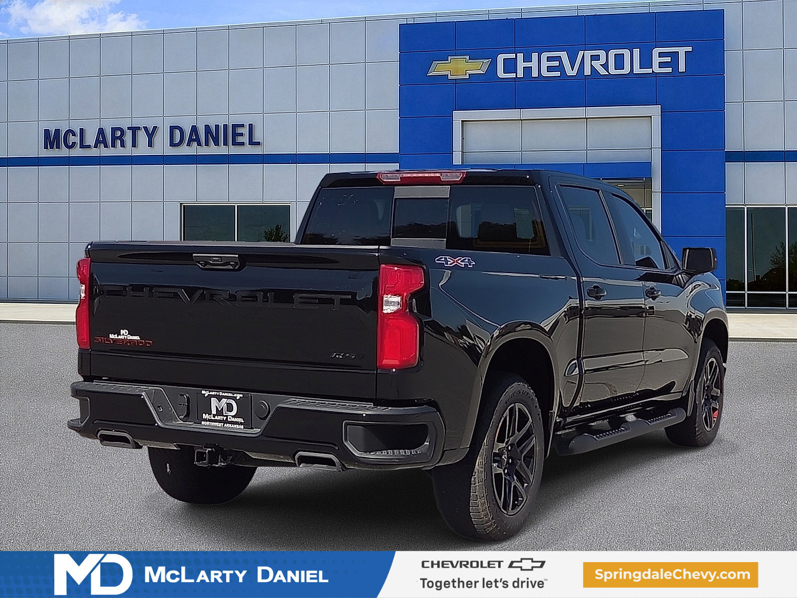 New 2026 Chevrolet Silverado 1500 RST w/ Redline Edition AWD/4WD image 5