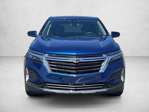 Used 2023 Chevrolet Equinox LT FWD image 2