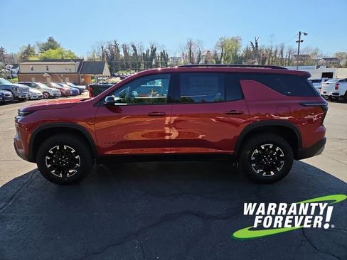 New 2026 Chevrolet Traverse Z71 w/ Enhanced Driving Package image 2