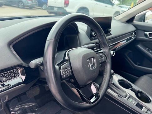 Used 2023 Honda Civic EX image 12