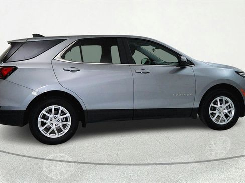 Used 2024 Chevrolet Equinox LT AWD/4WD image 4
