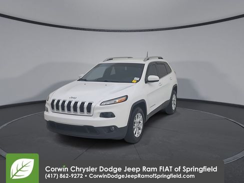 Certified 2016 Jeep Cherokee Latitude image 6